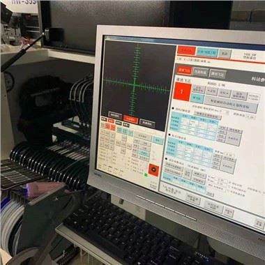 Gerðu sjálfvirkan val og staðsetningu skrifborðsvélmenna